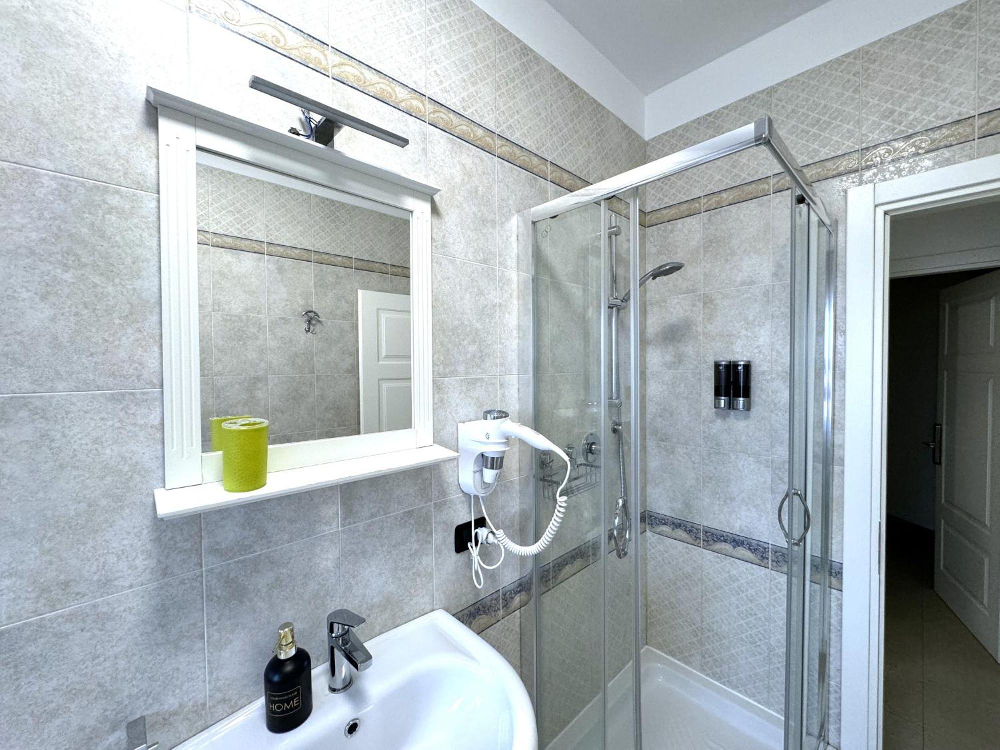 B&B Corso Roma Apricena Εξωτερικό φωτογραφία